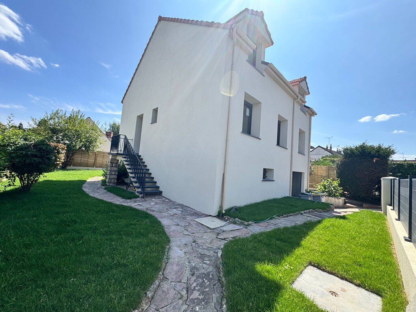 Maison 6 pièces 116 m² · à Saint-Brice-sous-Forêt · 116 m² · 559 000 €
