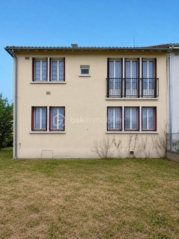 Maison 5 pièces 83 m² · à Bellac · 83 m² · 65 000 €