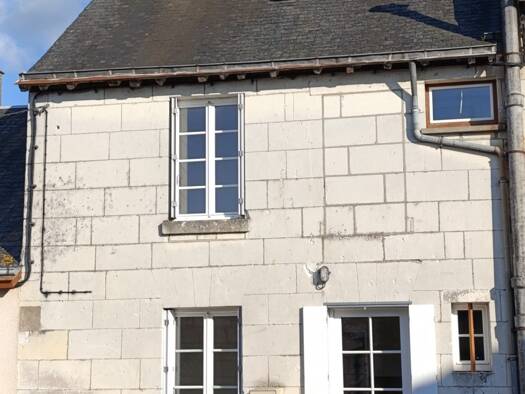 Maison de ville à vendre 44 000 € 3 pièces 2 chambres 57 m² 420 m² de terrain Luçay-le-Mâle 36360