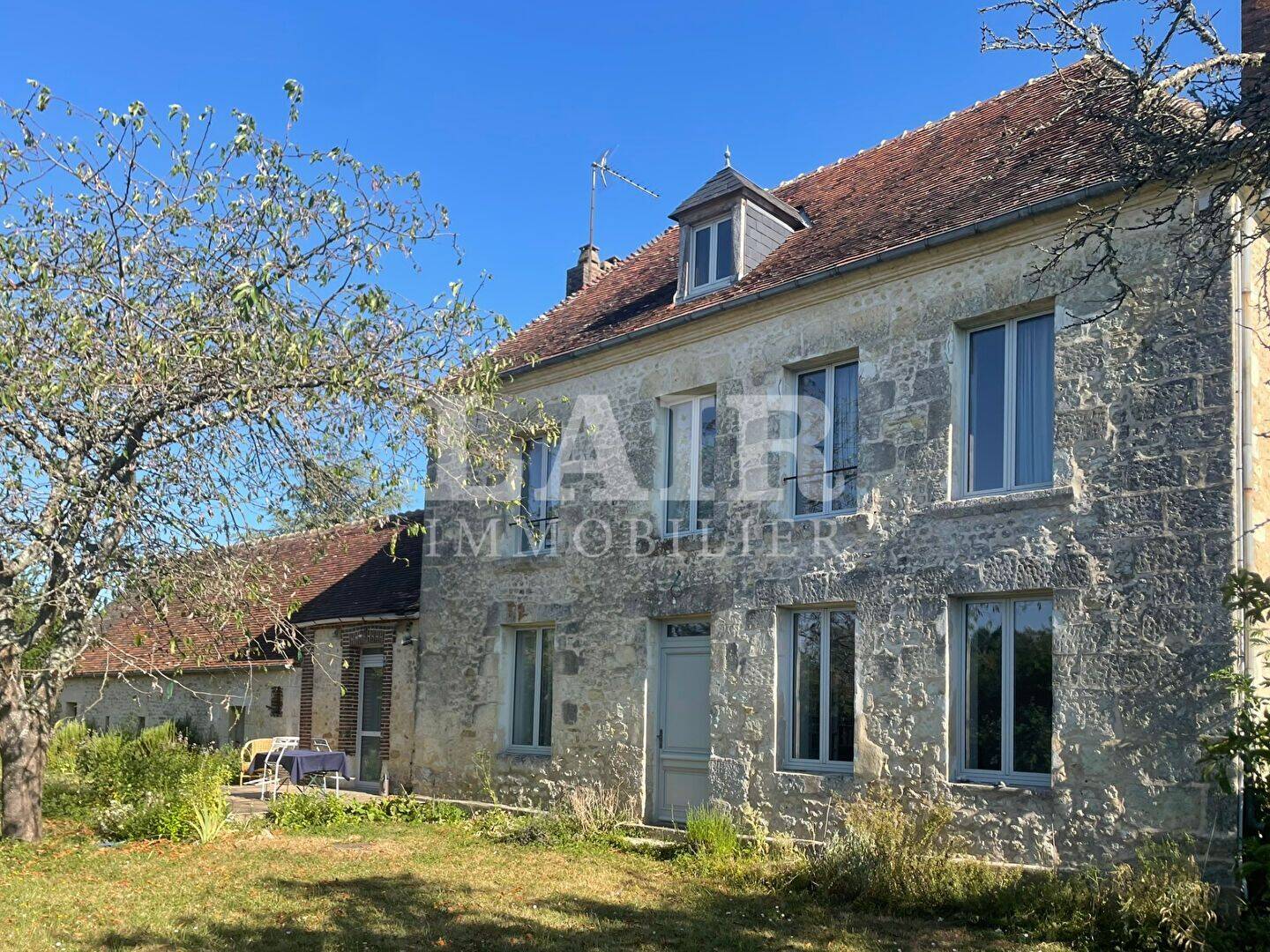 Maison 5 pièces 110 m² · à Mortagne-au-Perche · 110 m² · 233 200 €