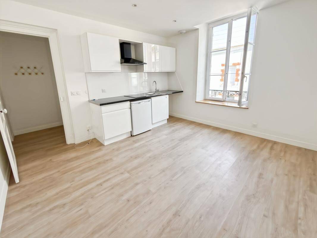 Appartement 2 pièces 29 m² · à Orléans · 29,4 m² · 684 €