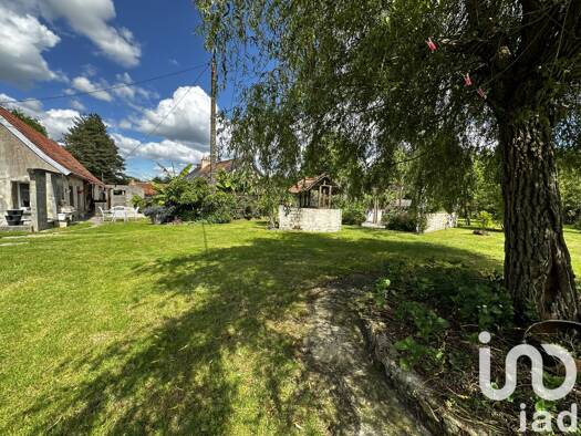 Maison à vendre 182 000 € 5 pièces 3 chambres 140 m² 1 853 m² de terrain Mouliherne 49390