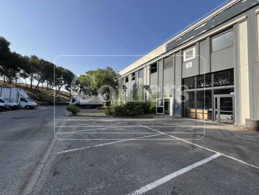 Espace bureau à louer 50 919 € 3 957 m² de bureaux divisible de 72 m² à 3 957 m² Avenue de Marseille-Liourat Vitrolles 13127