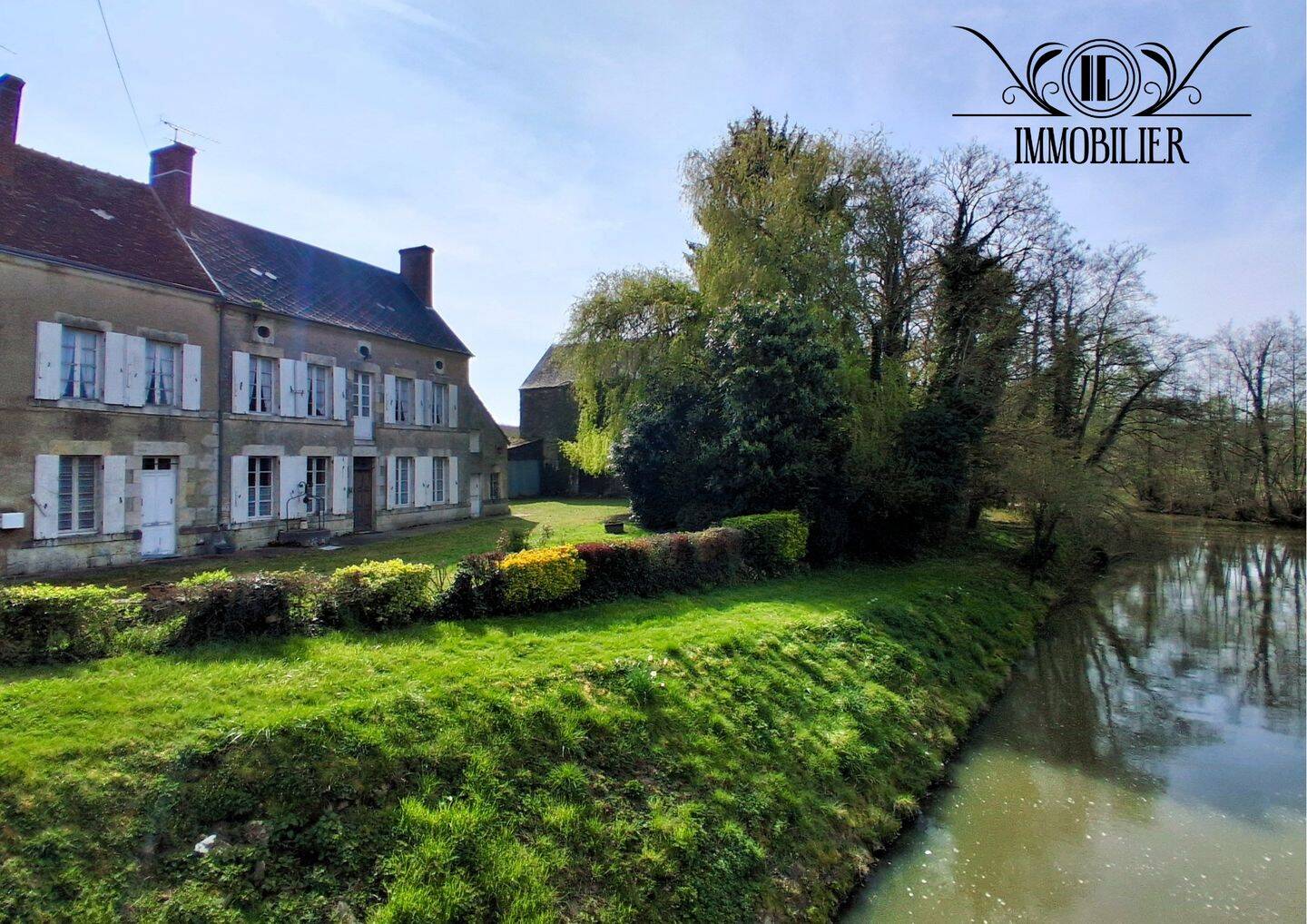 Maison 9 pièces 230 m² · à Ouzouer-sur-Trézée · 230 m² · 202 000 €