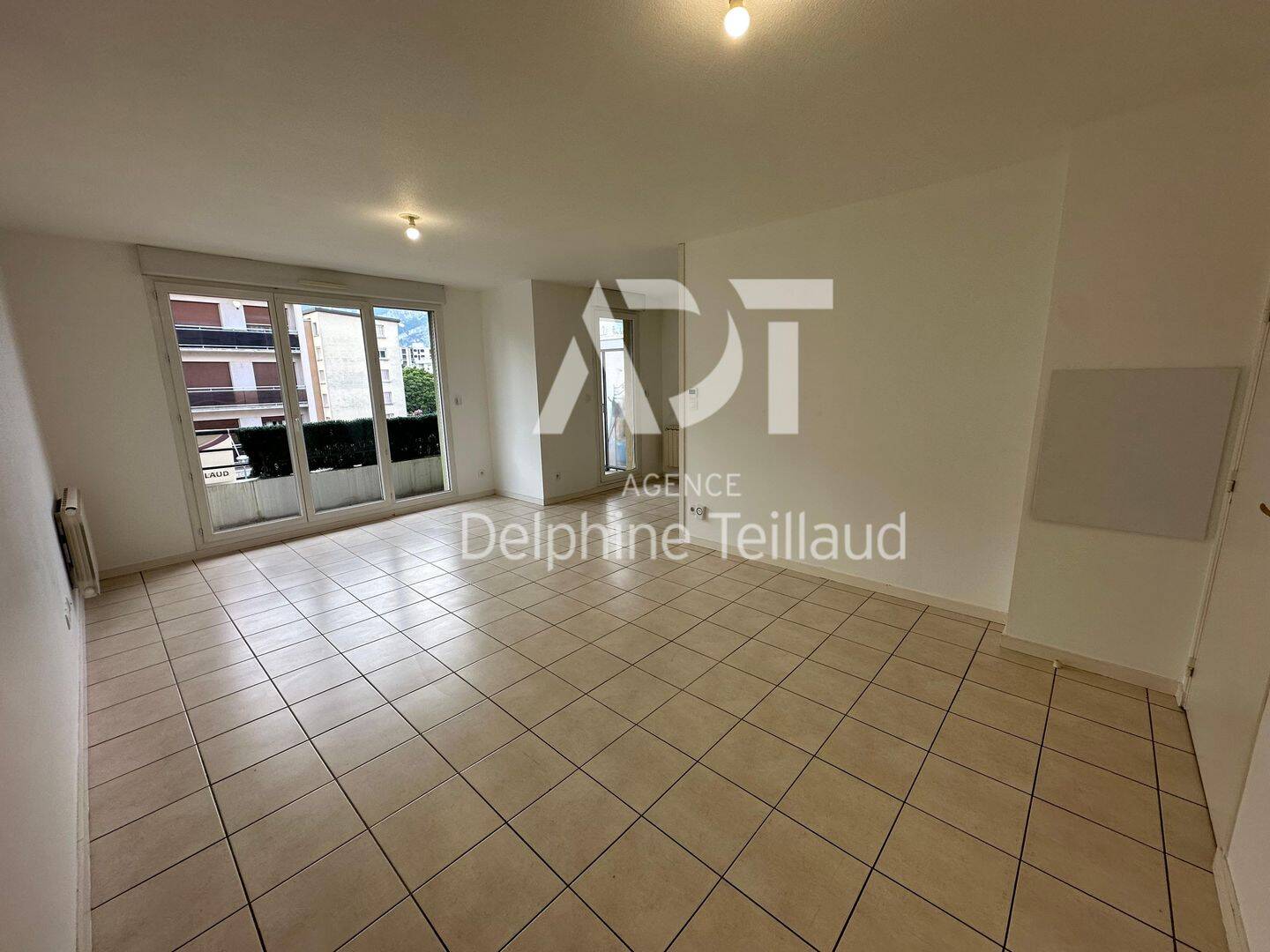 Appartement 3 pièces 68 m² · à Fontaine · 67,5 m² · 776 €