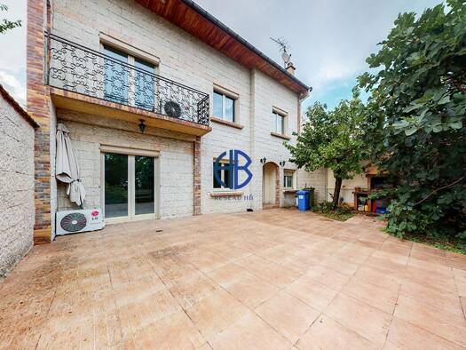 Maison à vendre 375 000 € 6 pièces 5 chambres 123 m² 277 m² de terrain Les Oiseaux Drancy 93700