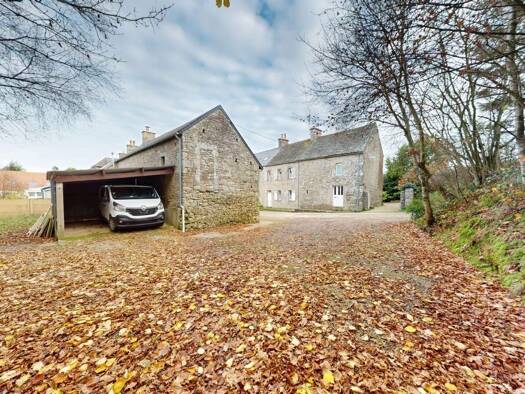 Maison à vendre 184 150 € 3 pièces 2 chambres 1 077 m² de terrain Bricquebosq 50340