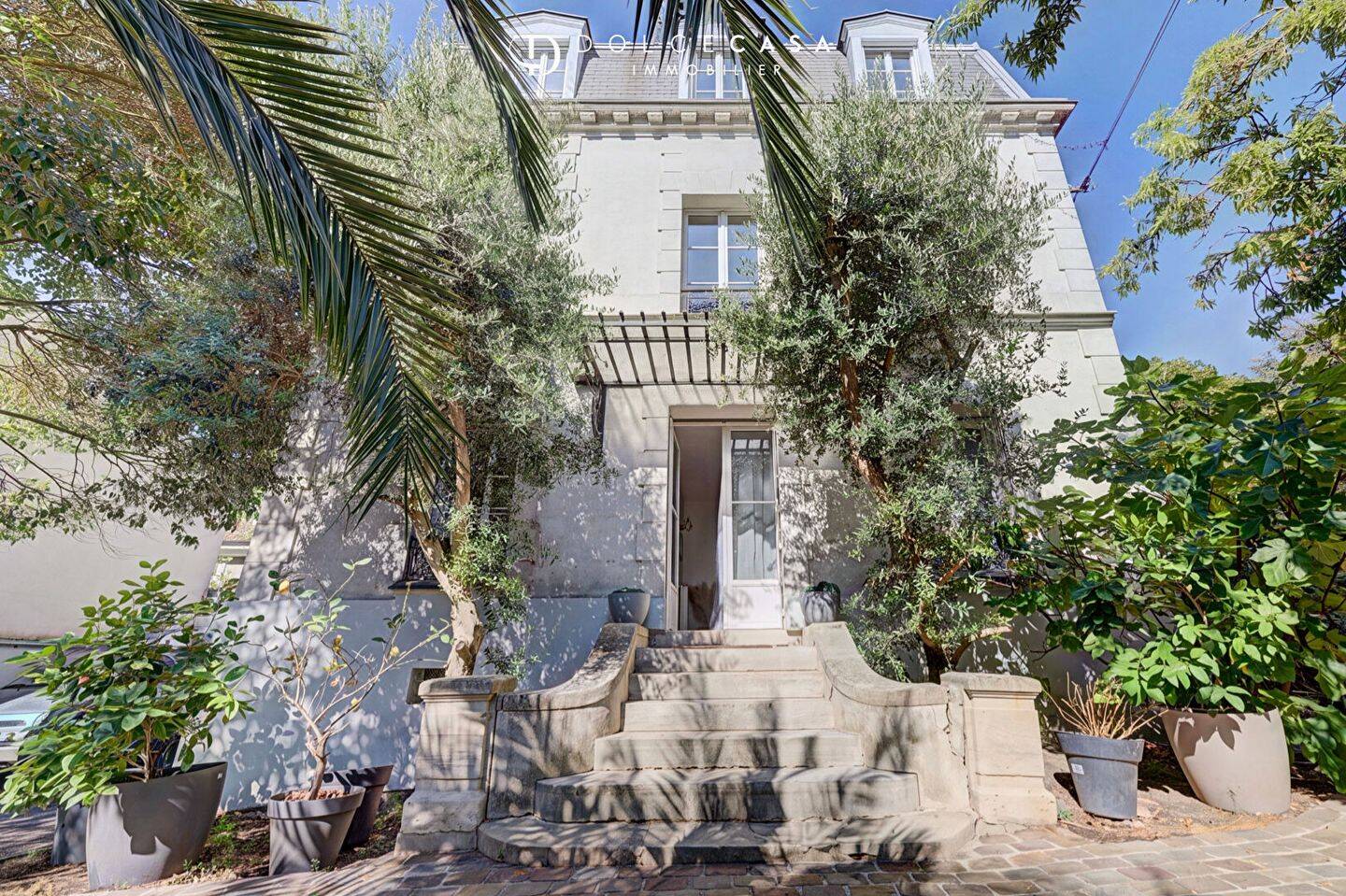 Maison 8 pièces 171 m² · à Nogent-sur-Marne · 170,7 m² · 1 690 000 €