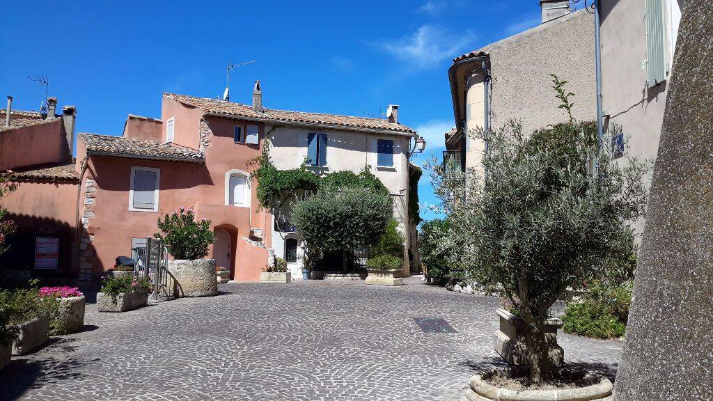 Appartement 3 pièces 57 m² · à Ventabren · 57 m² · 838 €