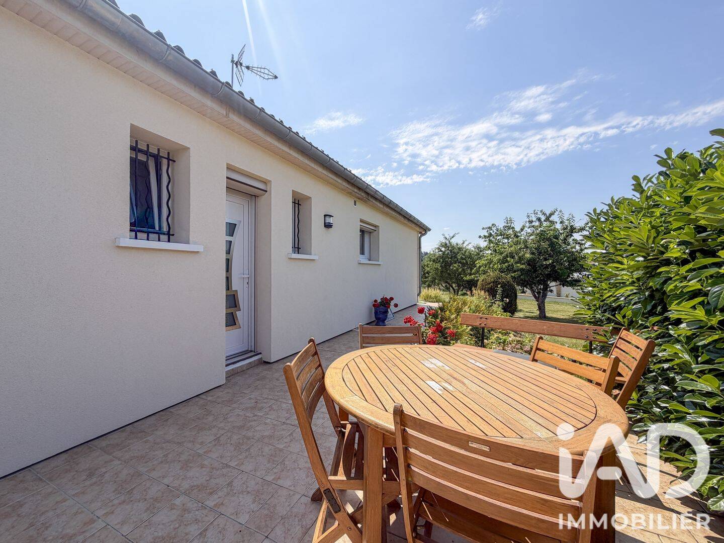 Maison 5 pièces 118 m² · à Beaumont-le-Roger · 118 m² · 229 500 €