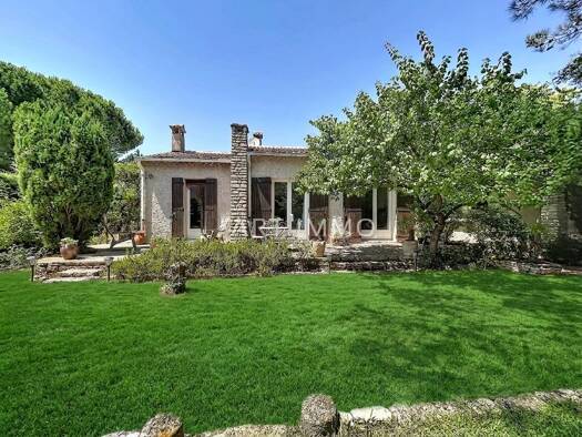 Maison de plain-pied à vendre 385 000 € 4 pièces 3 chambres 86 m² 1 645 m² de terrain Robion 84440