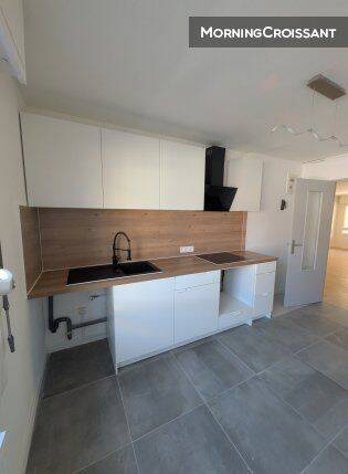 6 pièces 129 m² · à Nîmes · 129 m² · 1 500 €