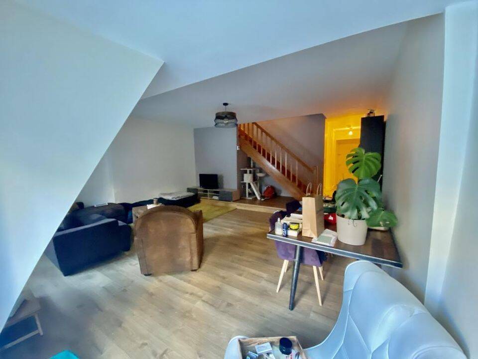 Appartement 5 pièces 110 m² · à Besançon · 110 m² · 1 090 €