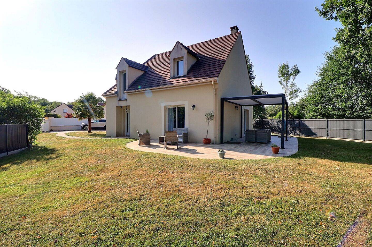 Maison 7 pièces 164 m² · à Rambouillet · 164 m² · 547 000 €