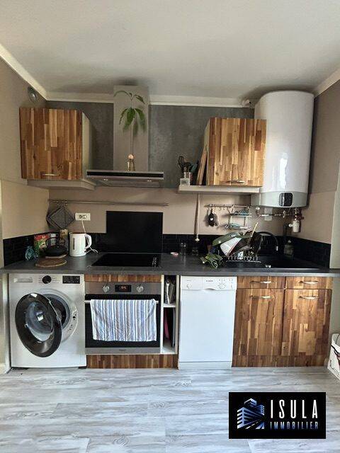 Appartement 3 pièces 67 m² · à Ajaccio · 67,2 m² · 990 €