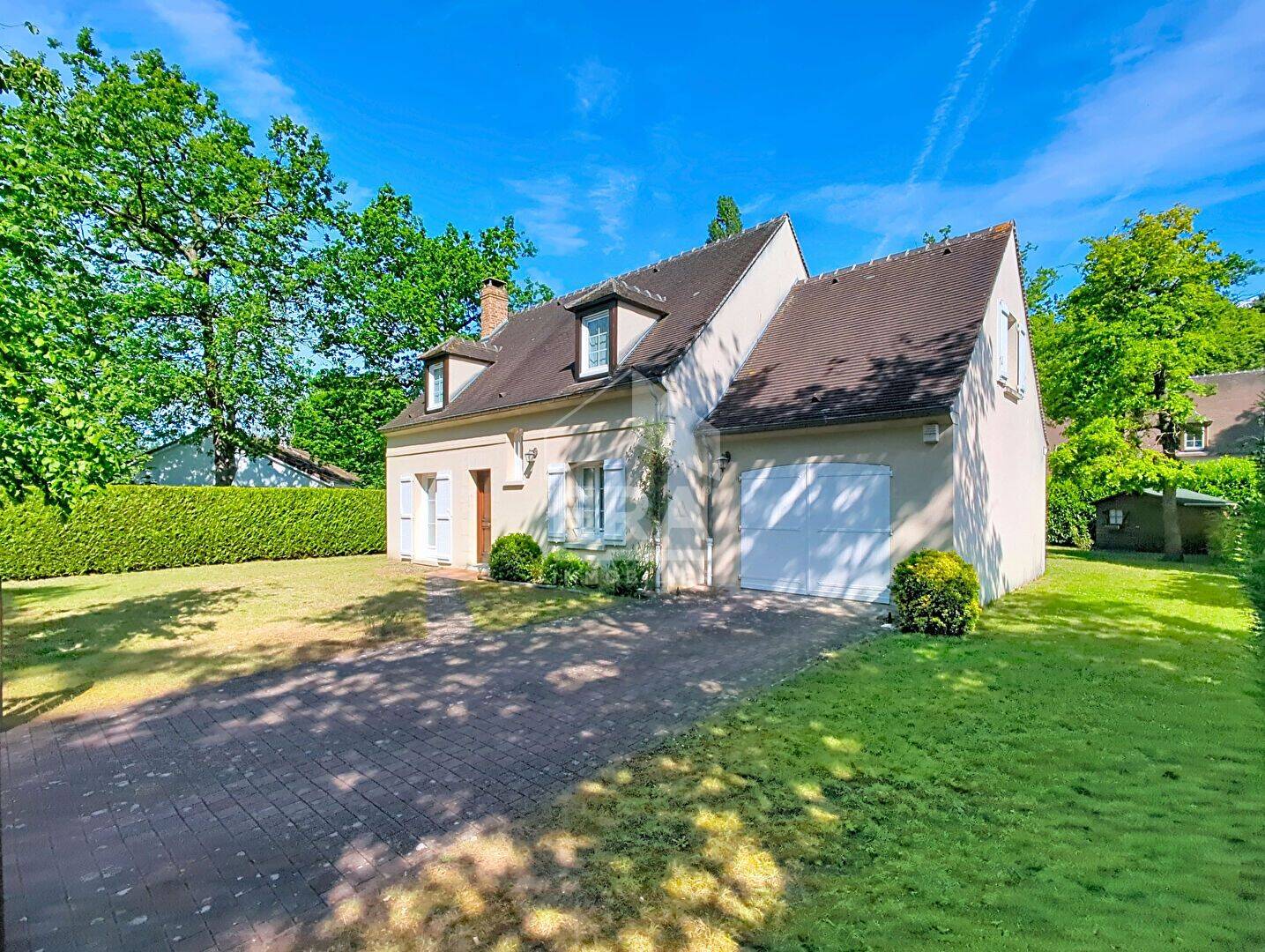Maison 5 pièces 115 m² · à Lamorlaye · 115 m² · 470 000 €