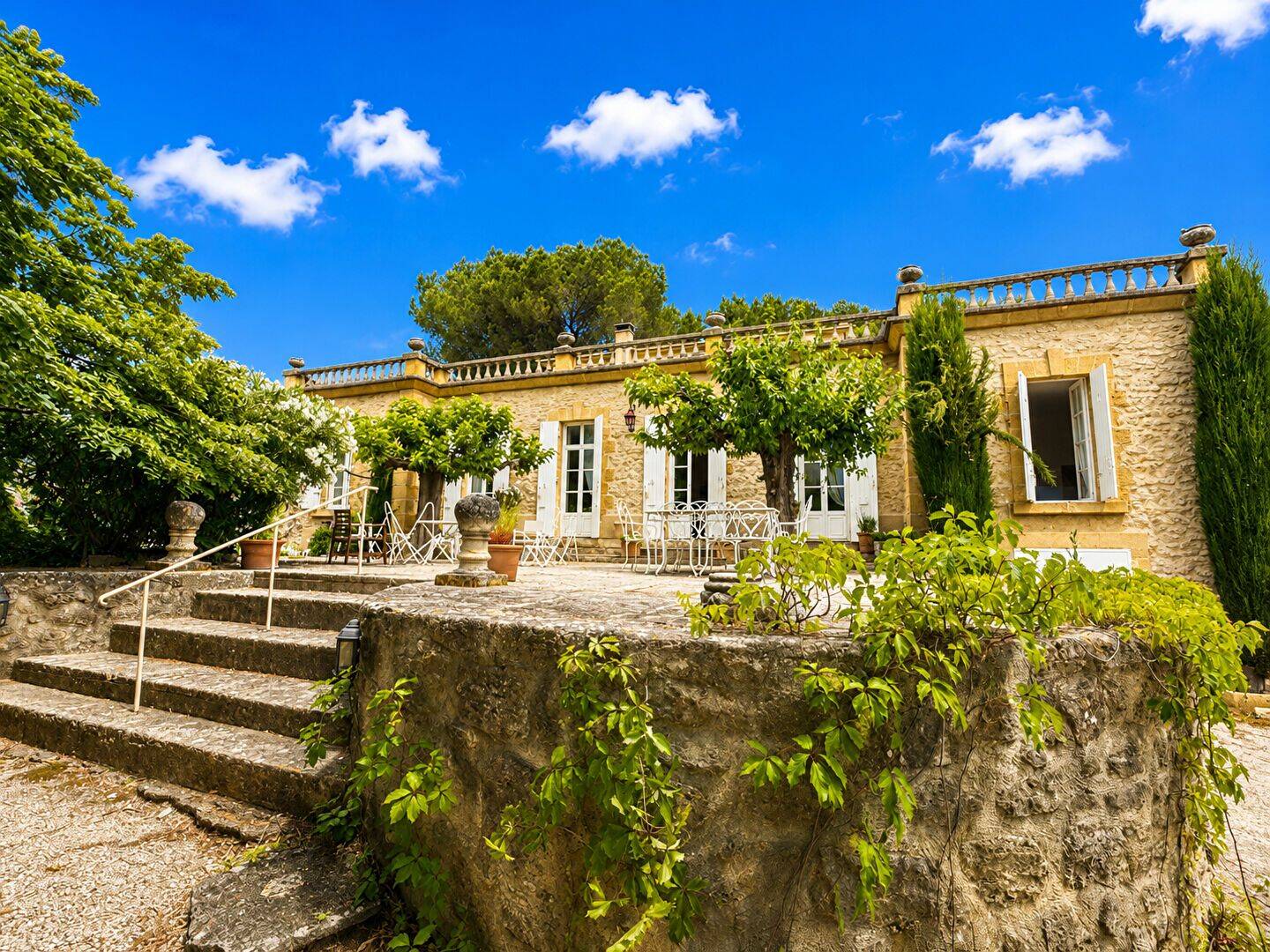 Maison 6 pièces 173 m² · à Pélissanne · 173,2 m² · 950 000 €