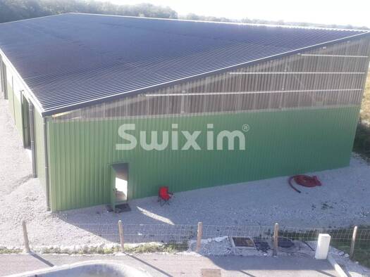 Entrepôt à vendre 520 000 € 1 600 m² d'espace de stockage Champagnole 39300