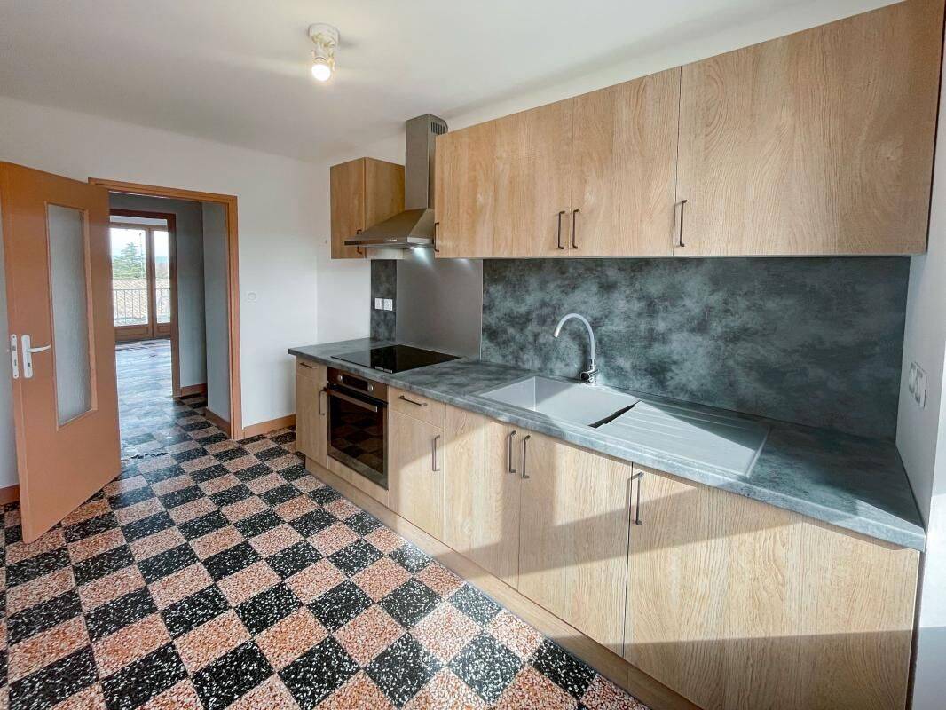 Appartement 3 pièces 58 m² · à Bollène · 58 m² · 590 €/mois