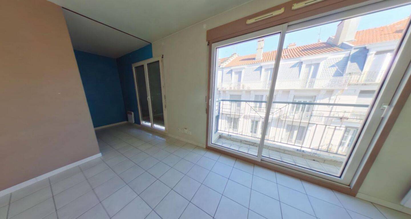Appartement 1 pièce 33 m² · à Lyon 7ème Arrondissement · 33 m² · 674 €