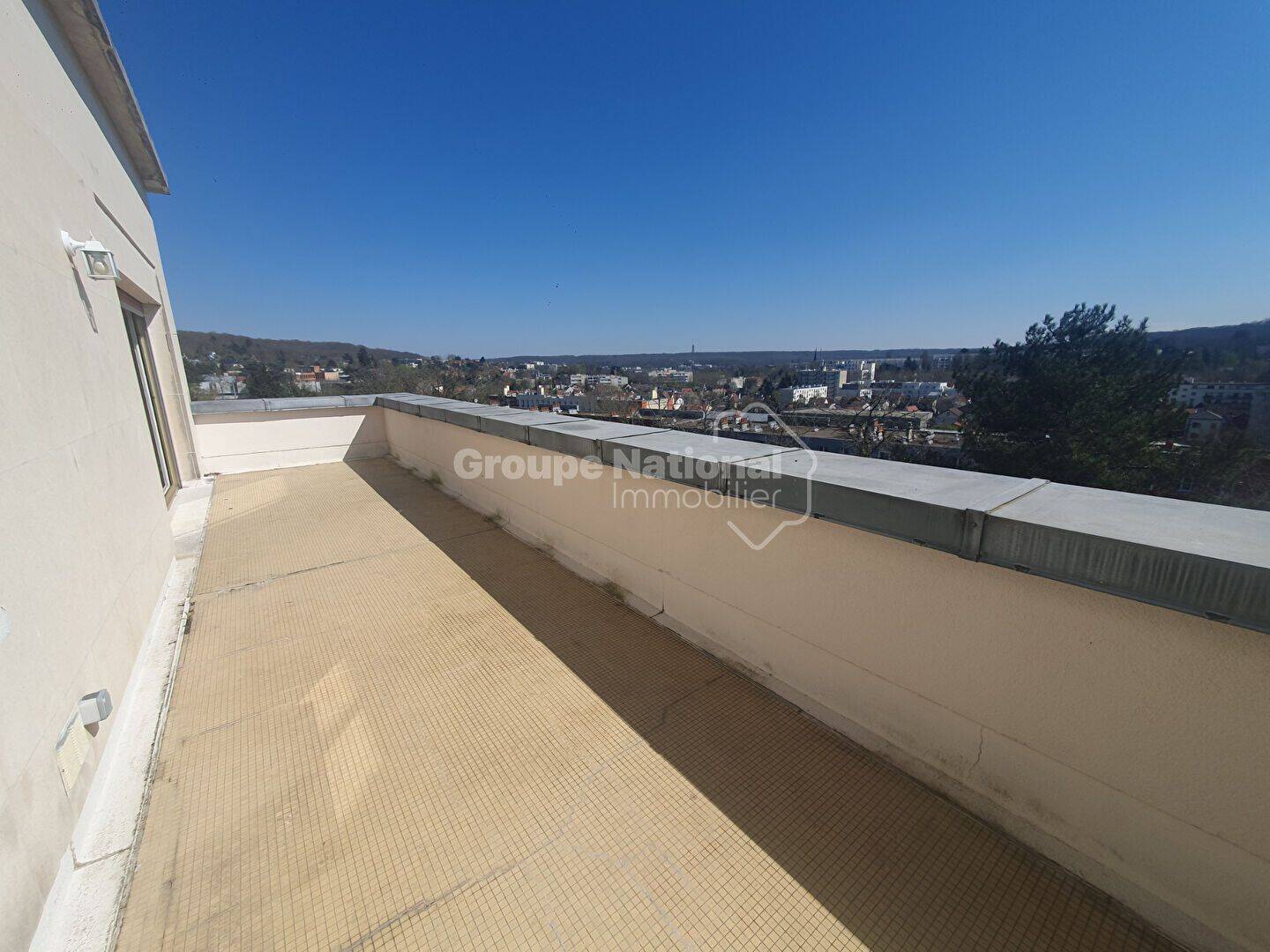 Appartement 3 pièces 80 m² · à Versailles · 79,5 m² · 1 863 €/mois