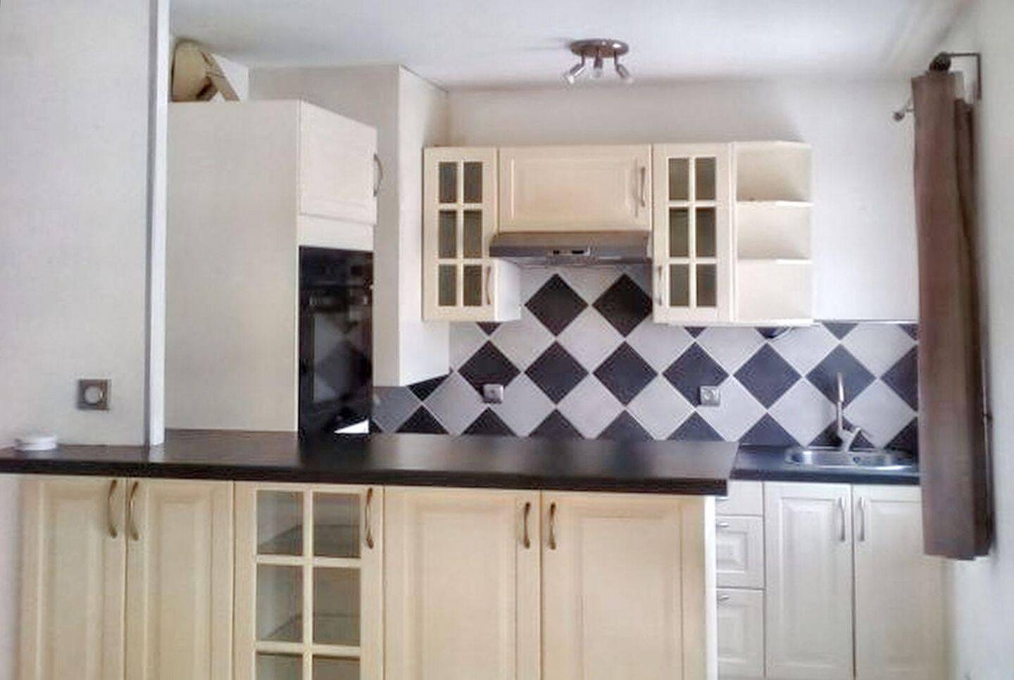 Appartement 1 pièce 30 m² · à Corbeil-Essonnes · 30 m² · 570 €/mois