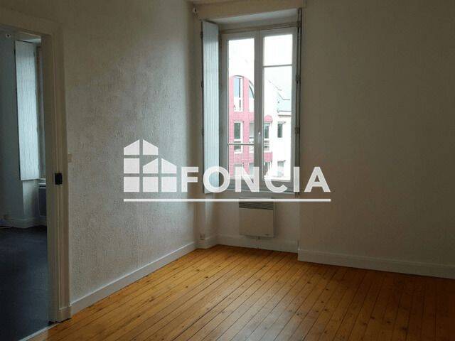 Appartement 2 pièces 33 m² · à Nantes · 32,7 m² · 574 €