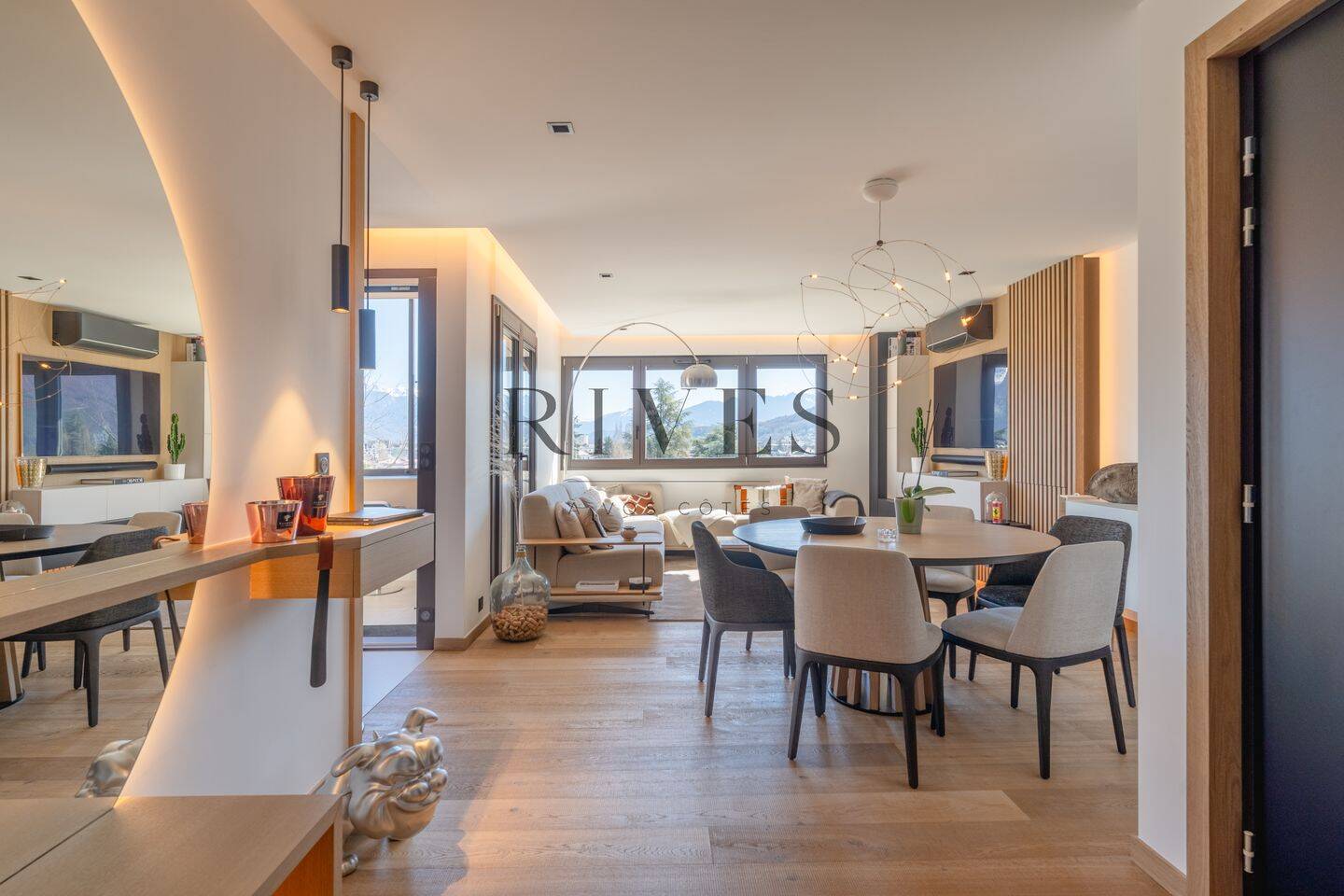 Appartement 5 pièces 107 m² · à Annecy · 107 m² · 790 000 €