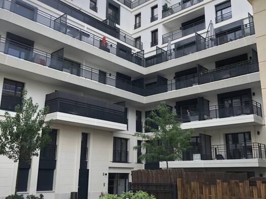 Appartement à louer - Première occupation 1 236 € 2 pièces 1 chambre 44 m² Étage 7/9 Petit Colombes-Charles de Gaulle Colombes 92700