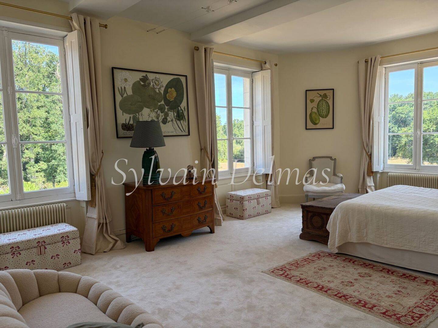 Maison 8 pièces 350 m² · à Genillé · 350 m² · 1 600 000 €