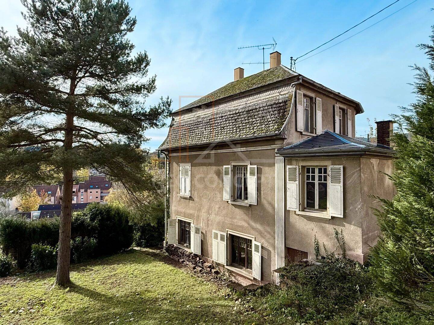 Maison 6 pièces 179 m² · à Niederbronn-les-Bains · 178,5 m² · 140 000 €