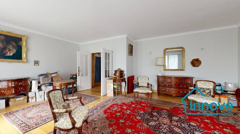 Appartement à vendre 747 000 € 5 pièces 3 chambres 111,3 m² RDC/5 Montreuil Versailles 78000