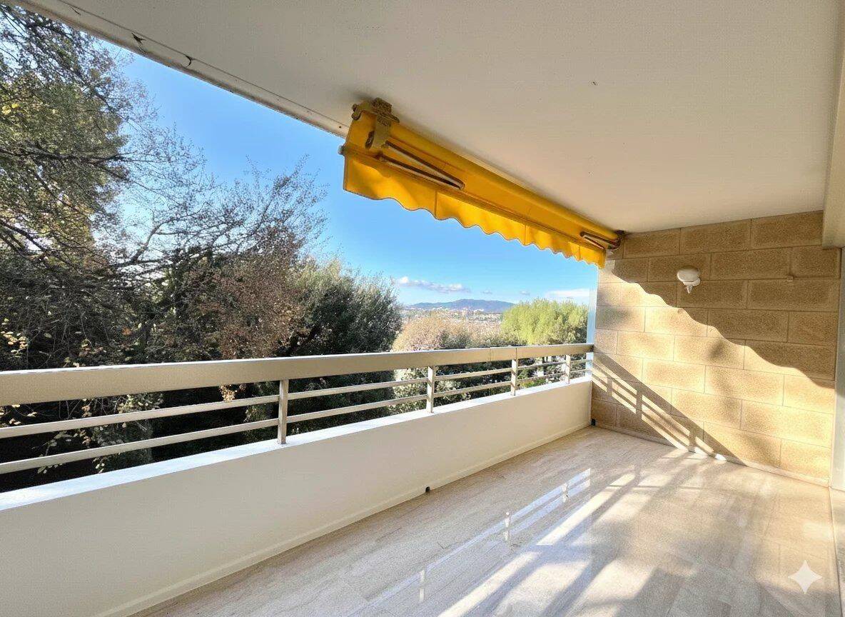 Appartement 3 pièces 80 m² · à Le Cannet · 80 m² · 695 000 €