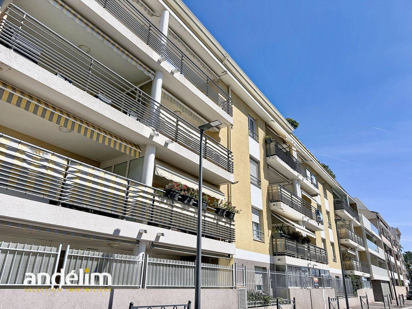 Appartement 2 pièces 53 m² · à Saint-Raphaël · 53 m² · 238 000 €