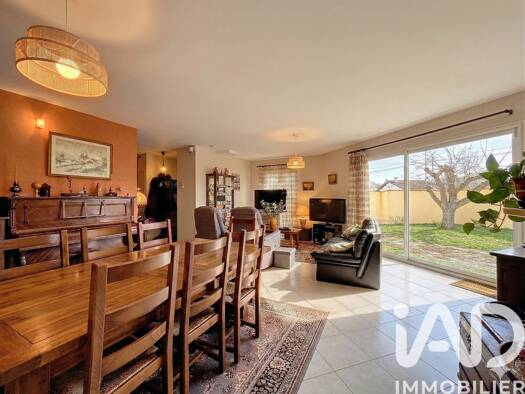 Maison de plain-pied à vendre 260 000 € 6 pièces 4 chambres 112 m² Varilhes 09120