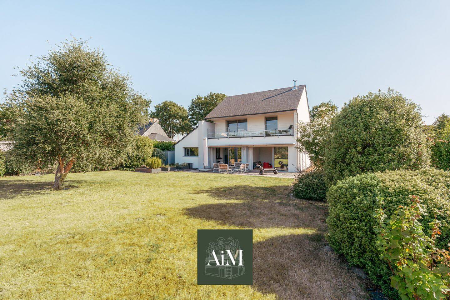 Maison 4 pièces 153 m² · à Theix-Noyalo · 153 m² · 834 300 €