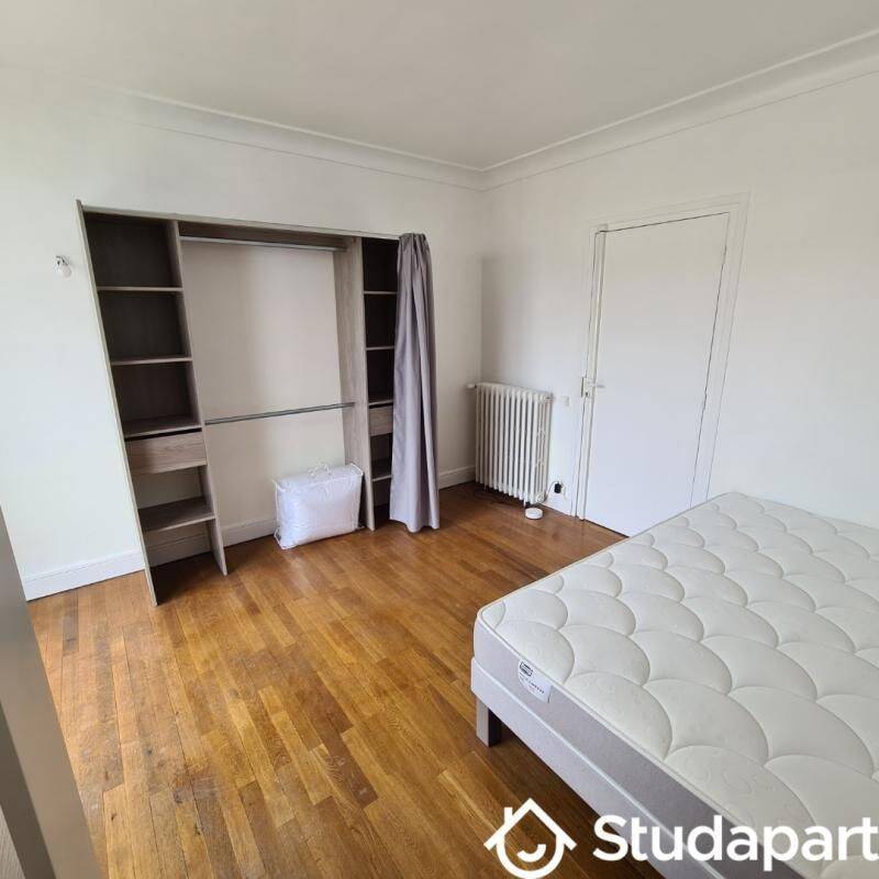1 pièce 13 m² · à Clermont-Ferrand · 13 m² · 495 €