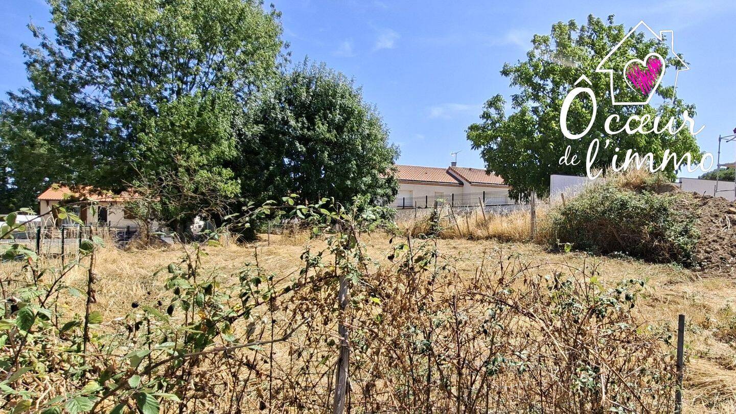 Terrain de 613 m² à Saint-Christophe-du-Bois - photo 2