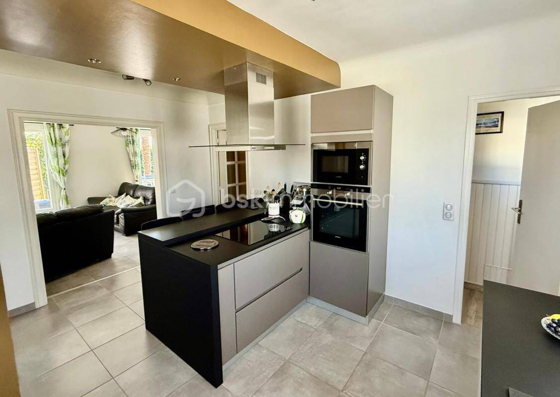Maison 7 pièces 130 m² · à Lons · 130 m² · 377 000 €