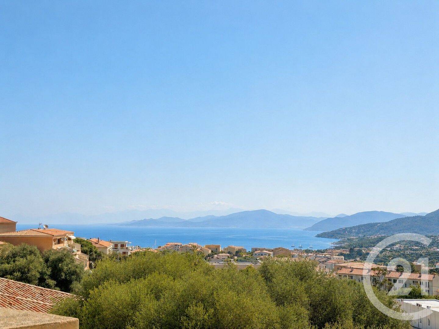 Appartement 3 pièces 72 m² · à L'Île-Rousse · 72,4 m² · 400 000 €