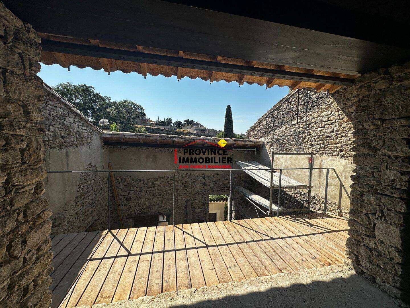 Maison 6 pièces 188 m² · à Taulignan · 188 m² · 399 000 €