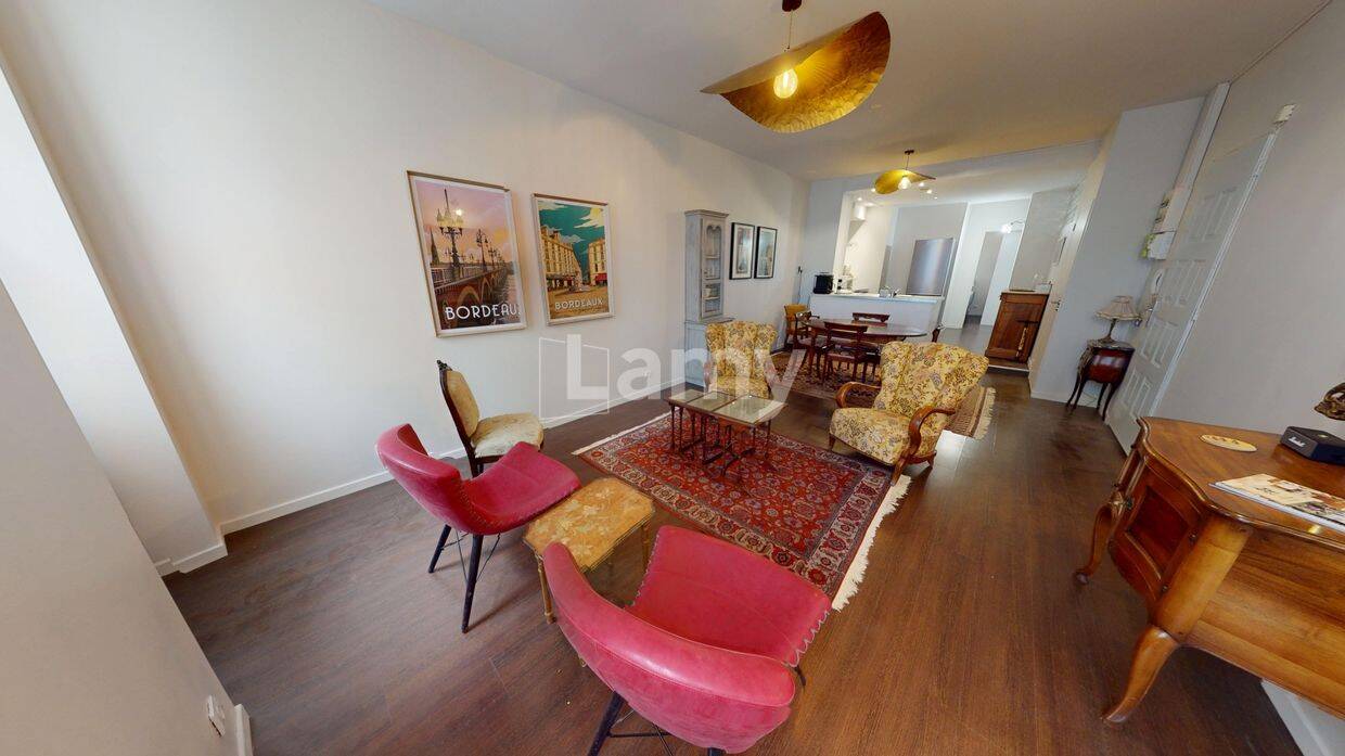 Appartement 3 pièces 61 m² · à Bordeaux · 61,4 m² · 1 298 €