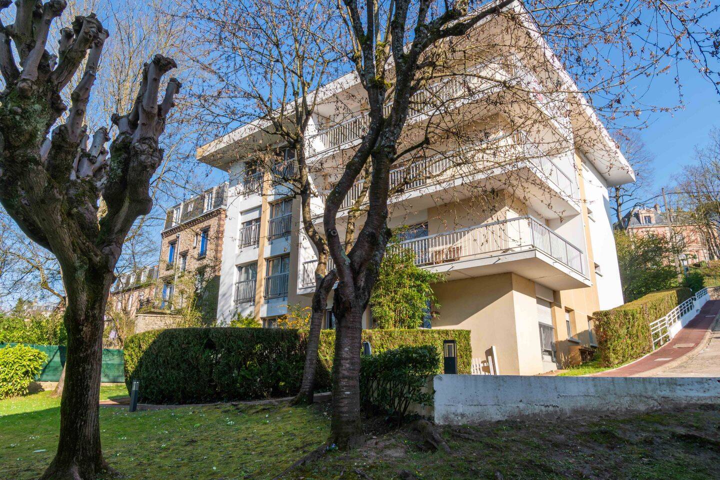 Appartement 4 pièces 83 m² · à Montmorency · 83,1 m² · 250 000 €