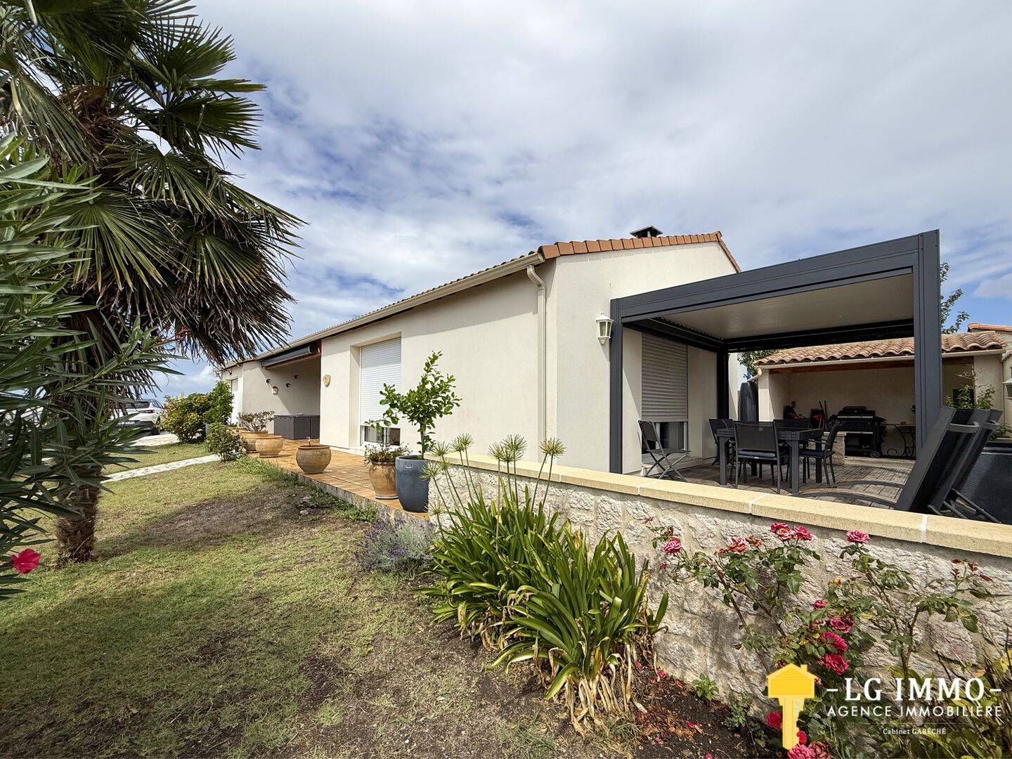 Maison 4 pièces 108 m² · à Semussac · 108 m² · 334 000 €