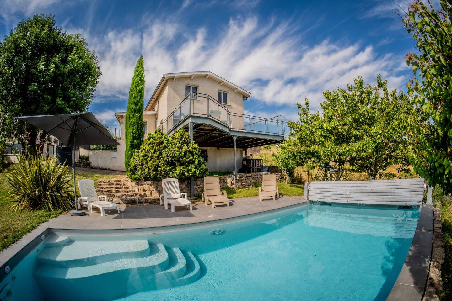 Maison 8 pièces 165 m² · à Thurins · 165 m² · 570 000 €