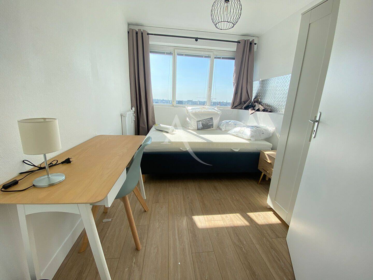 1 pièce 76 m² · à Nantes · 76 m² · 500 €