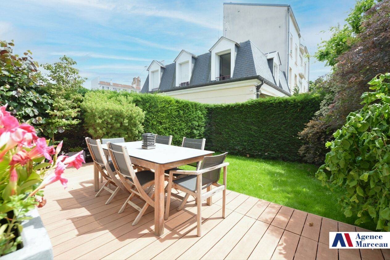 Maison 6 pièces 156 m² · à Courbevoie · 155,8 m² · 1 450 000 €