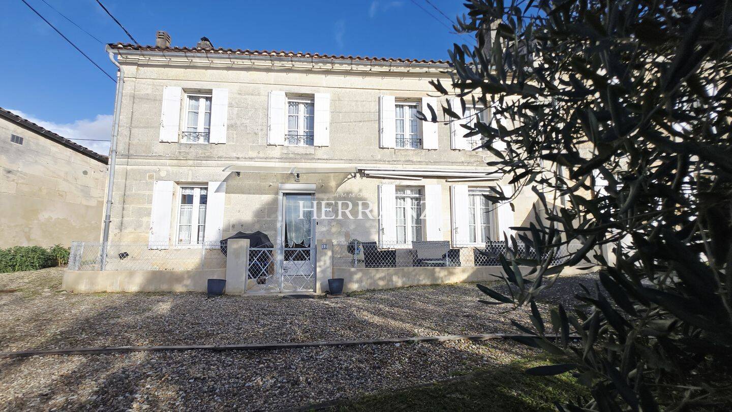 Maison 3 pièces 130 m² · à La Rivière · 130 m² · 194 000 €