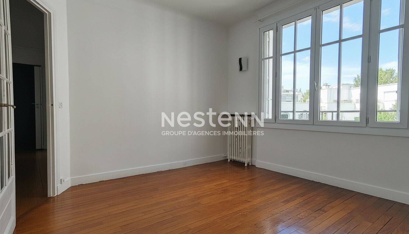 Appartement 2 pièces 44 m² · à Issy-les-Moulineaux · 43,7 m² · 1 342 €/mois