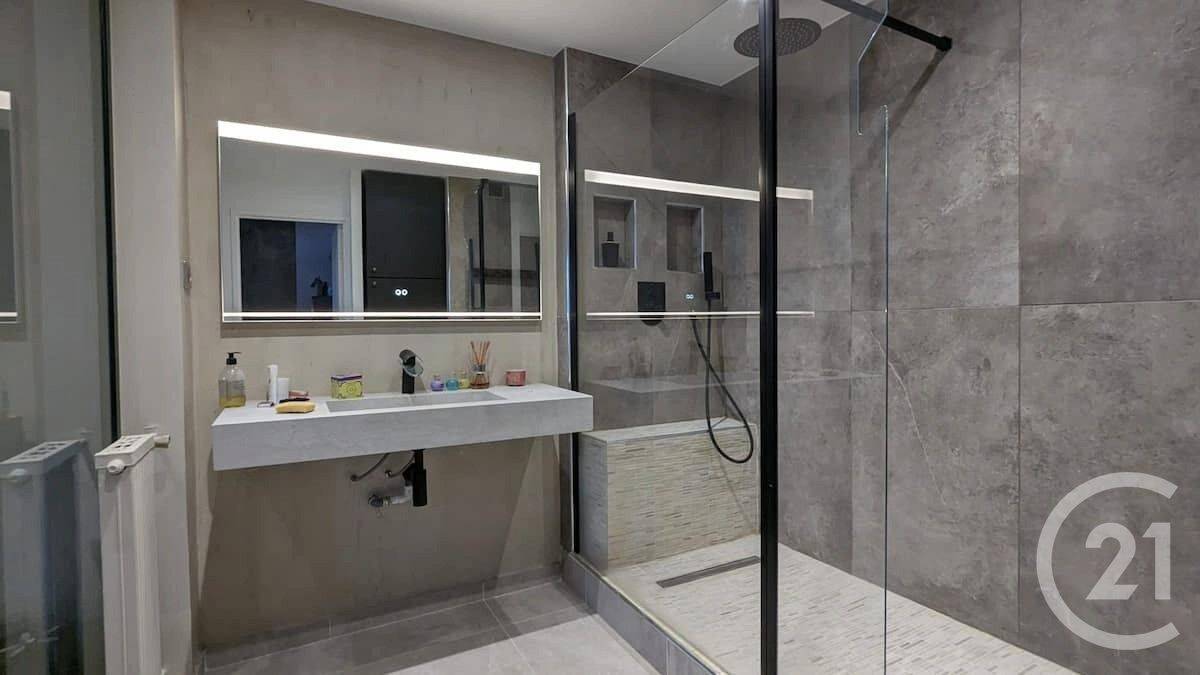 Appartement 3 pièces 73 m² · à Asnières-sur-Seine · 73,1 m² · 1 600 €/mois